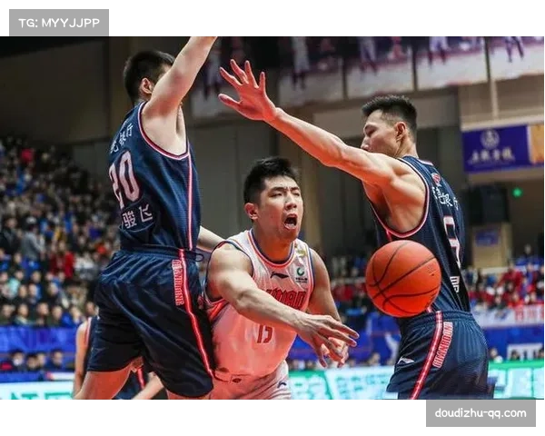 东西部格局初现雷霆凯尔特人强势领跑新赛季格局渐明 东西部格局初现雷霆凯尔特人强势领跑新赛季格局渐明