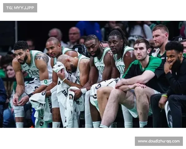 篮网缺乏赛场经验,客场不敌绿军