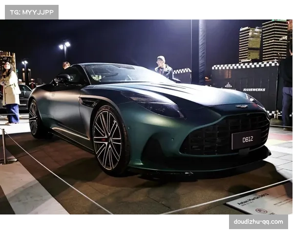 F1女性观众增长策略：阿斯顿马丁与护肤品牌合作案例析