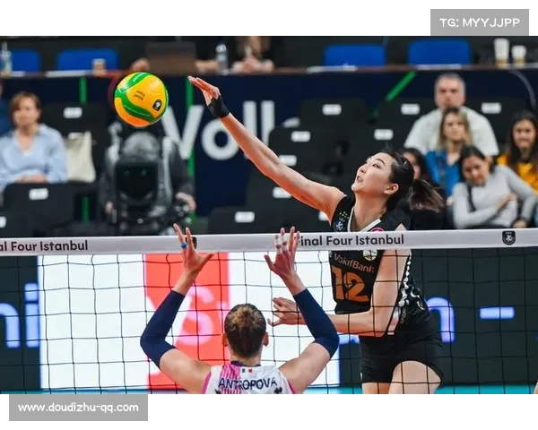女排欧冠瓦基弗银行3-1斯坎迪奇，土超球队对决占优