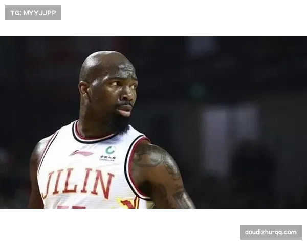 CBA半决赛G1,新疆广汇加时击败浙江稠州,外援多米尼克·琼斯砍下三双 CBA半决赛G1,新疆广汇加时击败浙江稠州,外援多米尼克·琼斯砍下三双