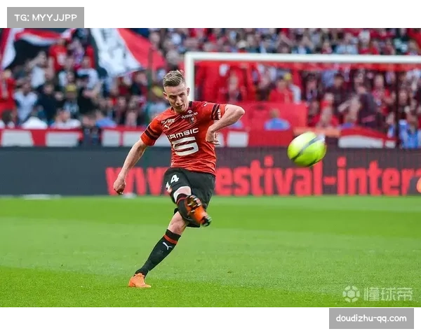 雷恩中场核心肌肉不适,可能影响其在前场压迫中的覆盖面 雷恩中场核心肌肉不适,可能影响其在前场压迫中的覆盖面